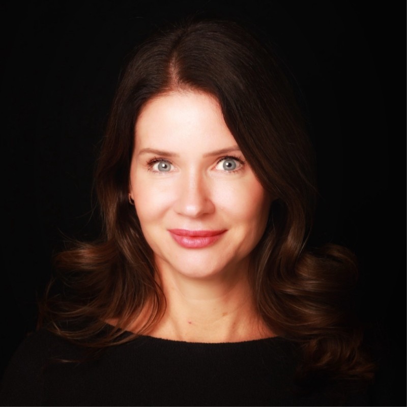 Portrait of Kim Hazelwood